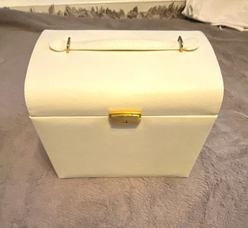 White faux leather jewellery - white,